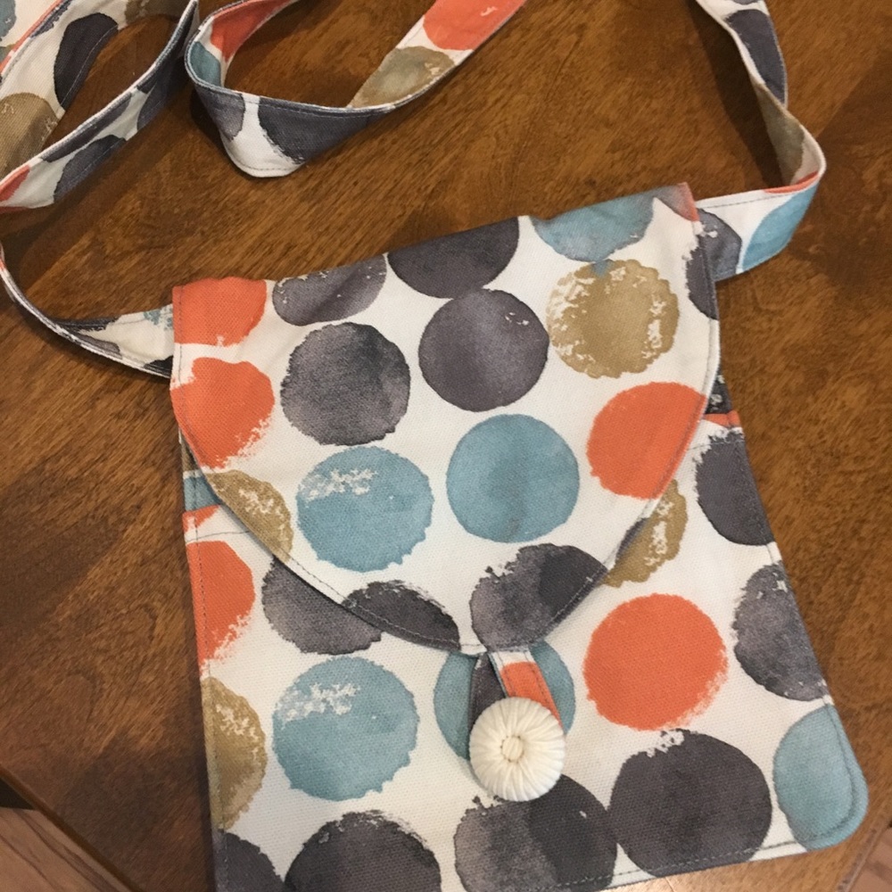 4 Cotton Art Show Bags. Never used.